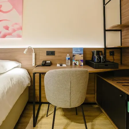 Hotel Ostend Hotel