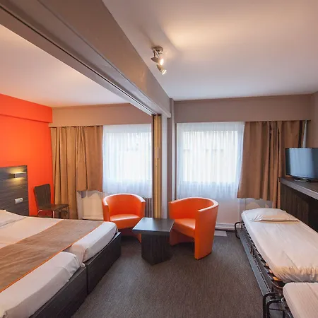 Ostend Hotel אוסטנדה