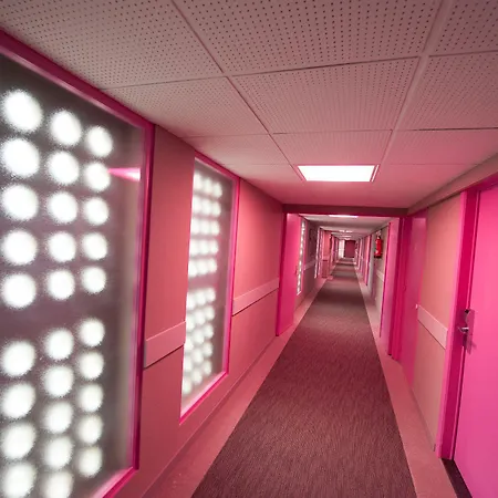 Ostend Hotel Hotel